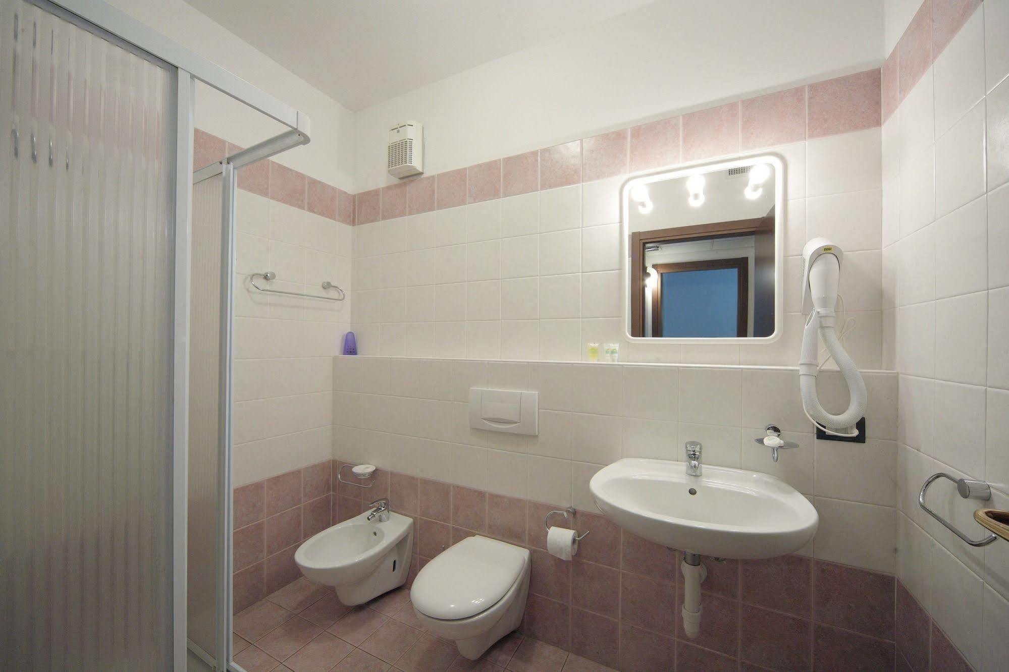 Residence Isolino Βερμπάνια Εξωτερικό φωτογραφία